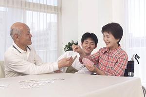 青森市いちかわ歯科クリニックのミラクルな入れ歯